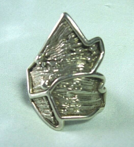 MODERNIST Cast Silver Ring 11.1 grams size 7 1 1/4” wide at front