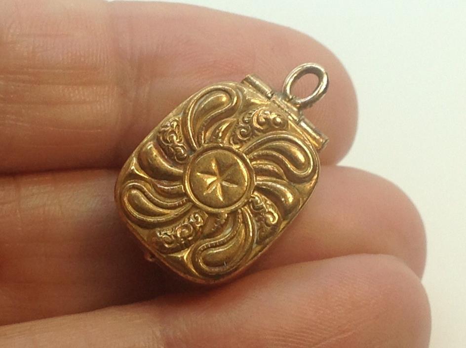 Antique Victorian Edwardian Rose Gold Filled Locket Ornate Plumes & Swirls W/Pix