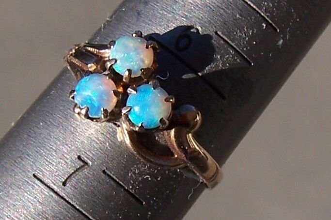 Antique Victorian 10k Y.G. Genuine Opal Ring