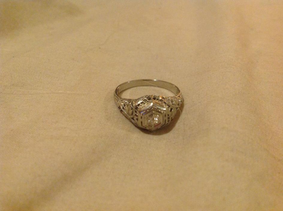 Stunning 18K White Gold Edwardian Filigree Ring with Rose Cut Diamond