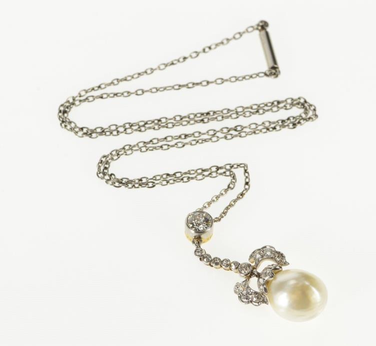 18K 0.56 Ctw Edwardian Diamond Pearl Chain Necklace 14.5
