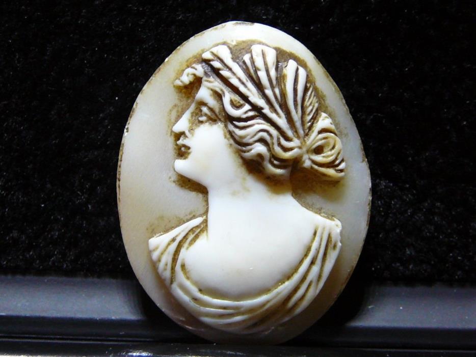 ANTIQUE UNMOUNTED SHELL CAMEO FOR BROOCH PIN GREEK