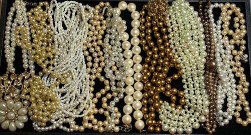 VINTAGE JEWELRY REPAIR CRAFT LOT OF 12 FAUX GLASS PEARL BEAD NECKLACE 10B