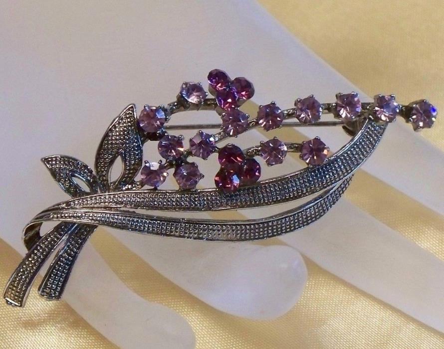 So Pretty Shades Of Lilac Rhinestone Flower Spray Brooch Pin M524