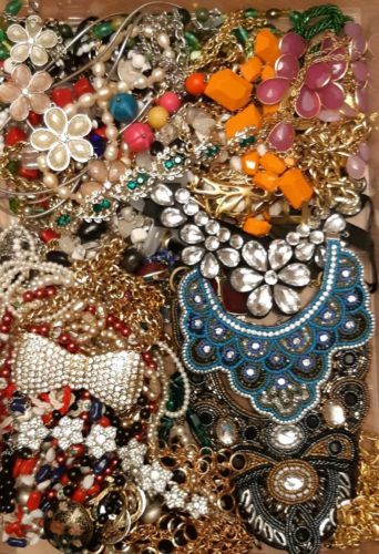 Huge Lot Of Vintage Old Jewelry Necklaces And Earrings Some As Sets All Wearable
