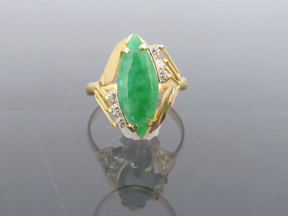 Vintage 18K Solid Marquise Natural Green Jadeite Jade & White Topaz Ring Sz 7.5