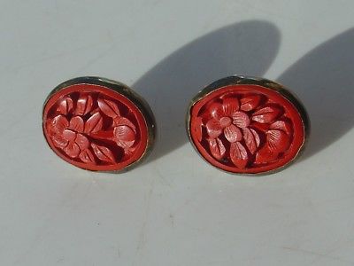 Antique Vtg Carved Floral Flower Chinese Cinnabar Pierced Earrings