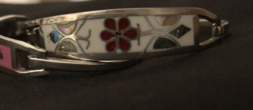 VINTAGE HECHO EN MEXICO SILVER  BANGLE BRACELET WITH INLAY DESIGN - 7 INCHES