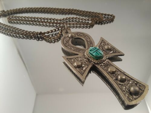 EGYPTIAN REVIVAL BLUE/GREEN SCARAB  NECKLACE SILVER TONE 24 inch long