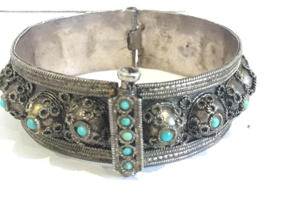 Beautiful Solid Silver hinged Filigree Bracelet  Middle Eastern, Bedouin