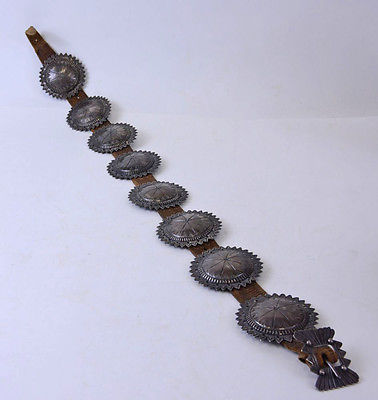 Early Navajo Concho Belt - Sun Style Round Conchas - c. 1910