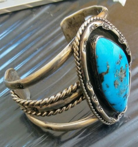 HUGE!! VINTAGE NAVAJO TURQUOISE SEA BLUE RARE-STERLING SILVER BRACELET OLD CUFF