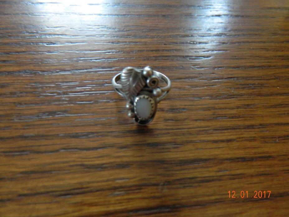 Vintage Sterling Silver SOUTHWESTERN  Ring Size 5-1/2 marked bs