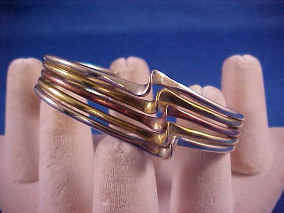 Nice Vintage Southwestern Design Silver, Brass & Copper Five Wave Cuff Bracelet