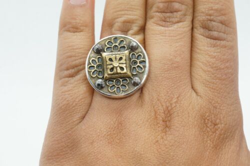Artisan Sterling Silver Ring with Antique Button Liz Landers Size 7.5