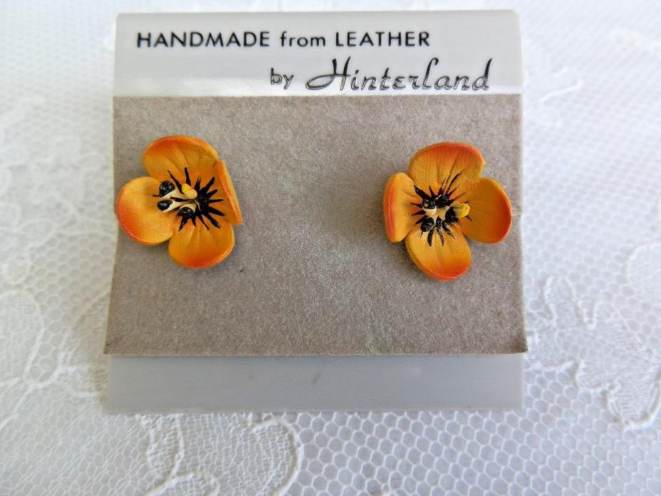 VTG 1968 HINTERLAND CANADA HANDCRAFTED LEATHER YELLOW ORNG PANSIES CLIP EARRINGS