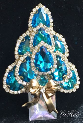 Exquisite Aqua Glass & Vintage Rhinestone Christmas Tree Pin Brooch LaHeir