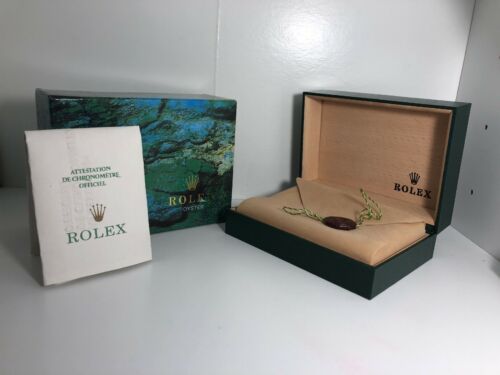 Rolex Oyster Watch Box Geneve Suisse Vintage Wooden Green With Pillow Empty Box