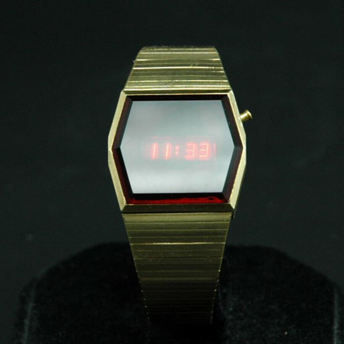 Vintage MEn's LED watch - nice, bright Hughes movement.