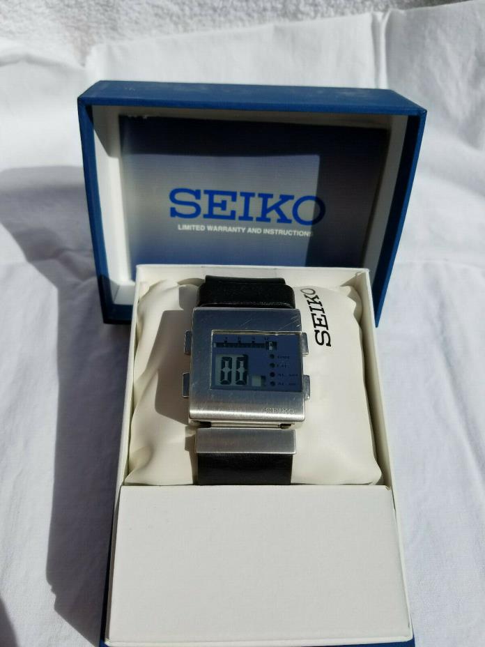 SEIKO NOOKA Matthew Waldman Digital Watch W524-4A00 Pristine Condition