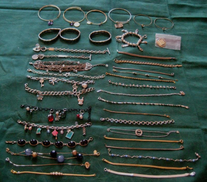BRACELETS LOT 39 metal slide charm chains links goldtone silvertone BC resale