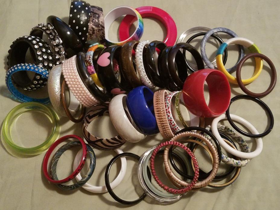 HUGE LOT OF 48 RAINBOW COLOR & STYLE BANGLES!