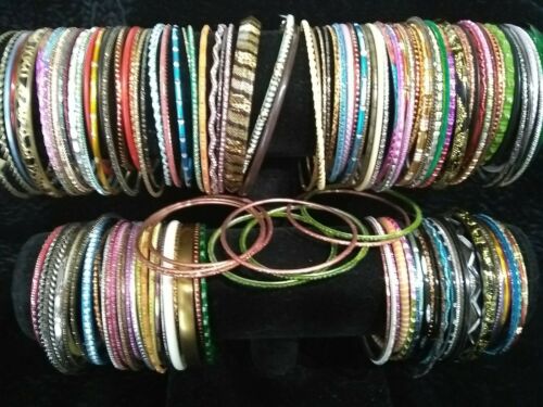 BANGLES ... ALL TYPES .... LOT OF 136   GREAT DEAL!!!