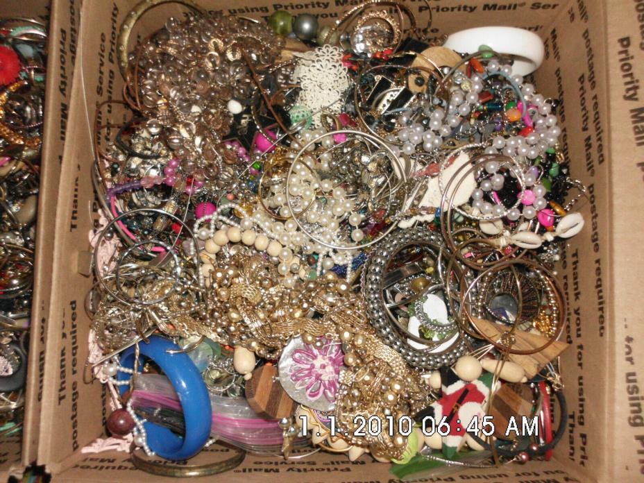 20 LBS  JEWELRY FOR CRAFT ONLY VARIETY LQQK !!