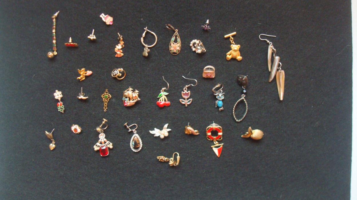 HUGE Lot of Single Ear Rings & Pins.. Minnie Mouse, Christmas, Designer, Troll