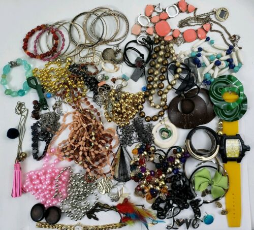 2.5lbs Jewelry Craft Lot Earrings Necklaces Bangles Beads Watches Bracelets