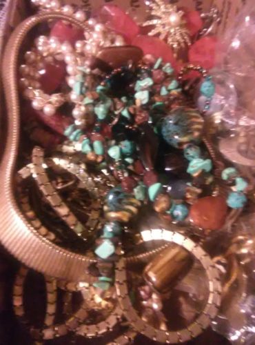 Vintage to now Jewelry lot necklaces, pins, earrings, more parkway,,Vogue