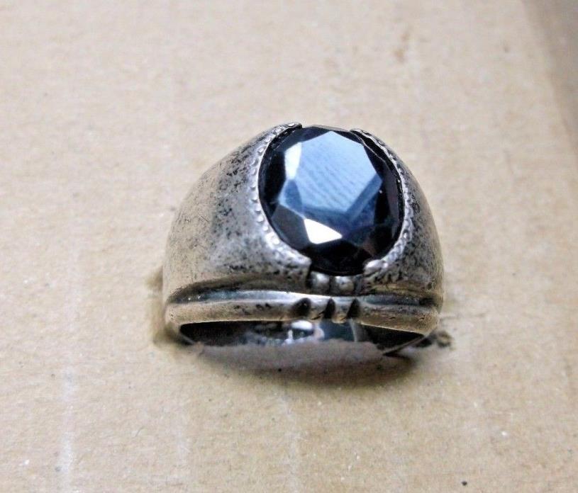 Nice Sterling Silver Ring size 7 w/ Hematite or Marcasite stone 10.2 +/- Grams