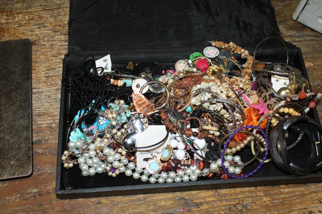 Mixed Lot Vintage & Modern Costume Jewelry Free US Shipping New & Old & Part #5