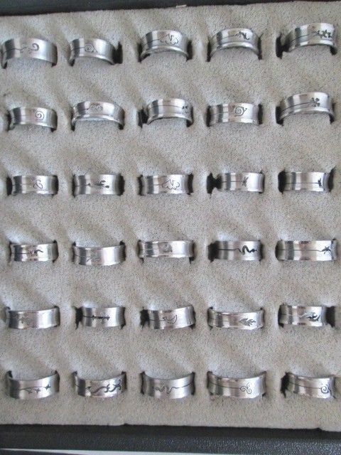 Wholesale Ring Lot 30 Stainless Steel Bands cut out design Mixed Sizes US.Seller