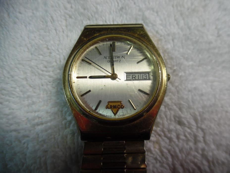 Bulova Accutron Quartz Speidel Armco 25 Year Watch 160-27A1