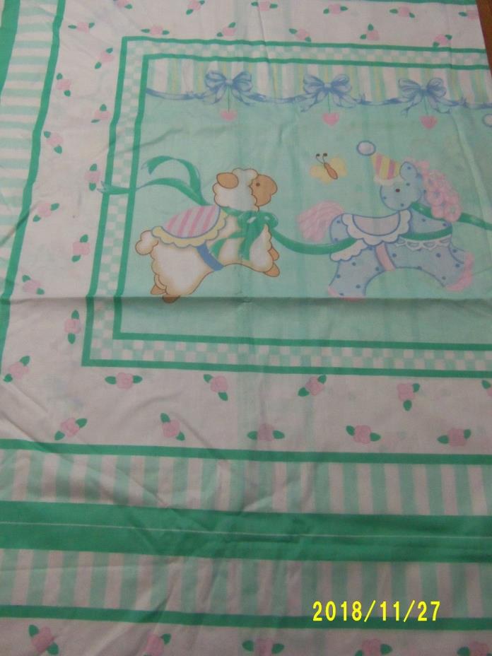 Vintage Childrens Green/White Animal Quilting Fabric Crafting Sewing 48 x 60