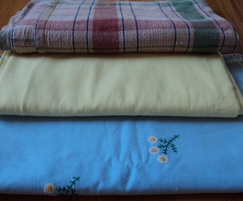 Vintage  Fabric  Tablecloth  Cutter  Lot 6 p
