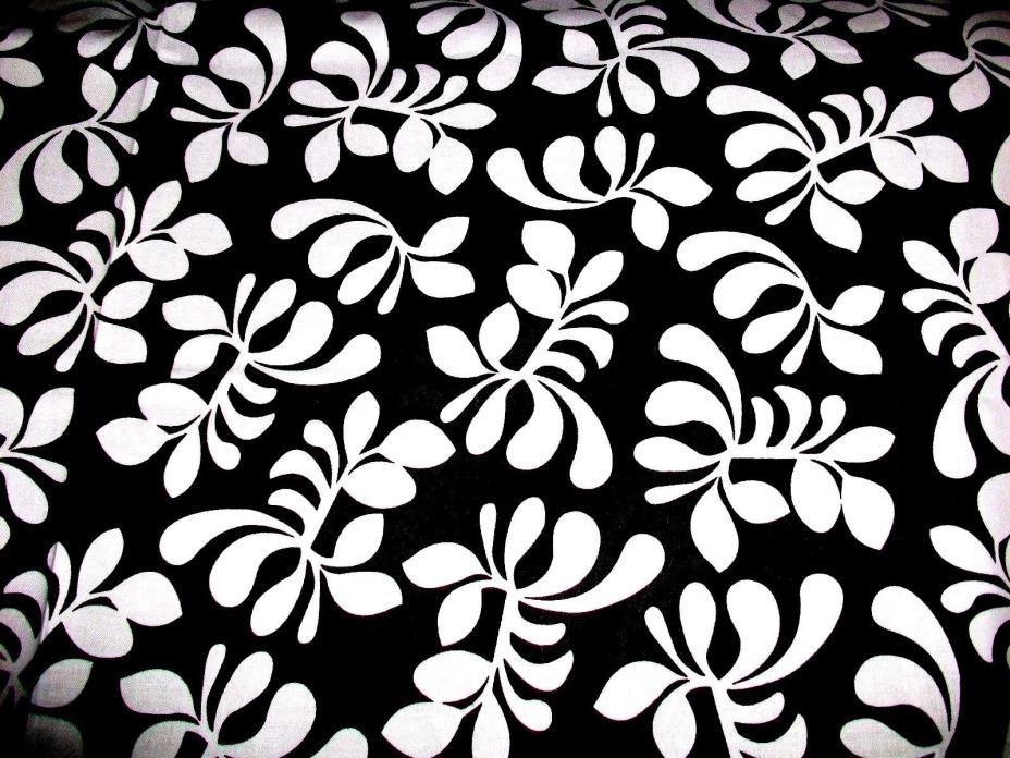 WHITE LEAF DESIGN ON JET BLACK COTTON QUILT FABRIC - WINDHAM
