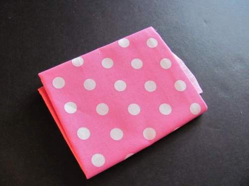 Fabric Fat Quarter 18x21 inches Pink dots Cotton #965