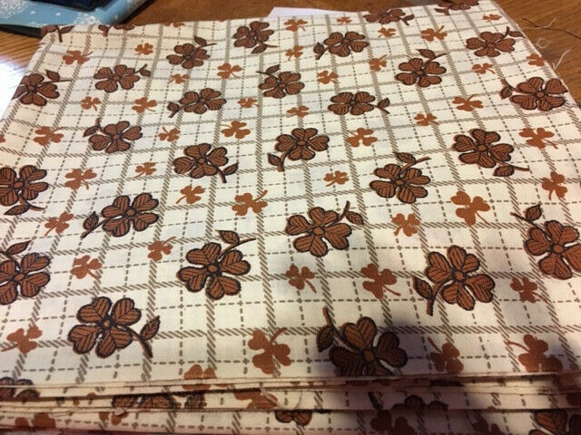 sewing quilting fabric brown four leaf clovers 2yds 36 inches wide plaid