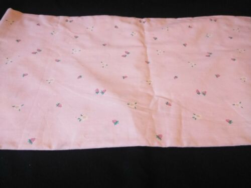 Vintage Petite Pink Strawberries and Daisies Cotton Fabric 42 wide x 2 Yards