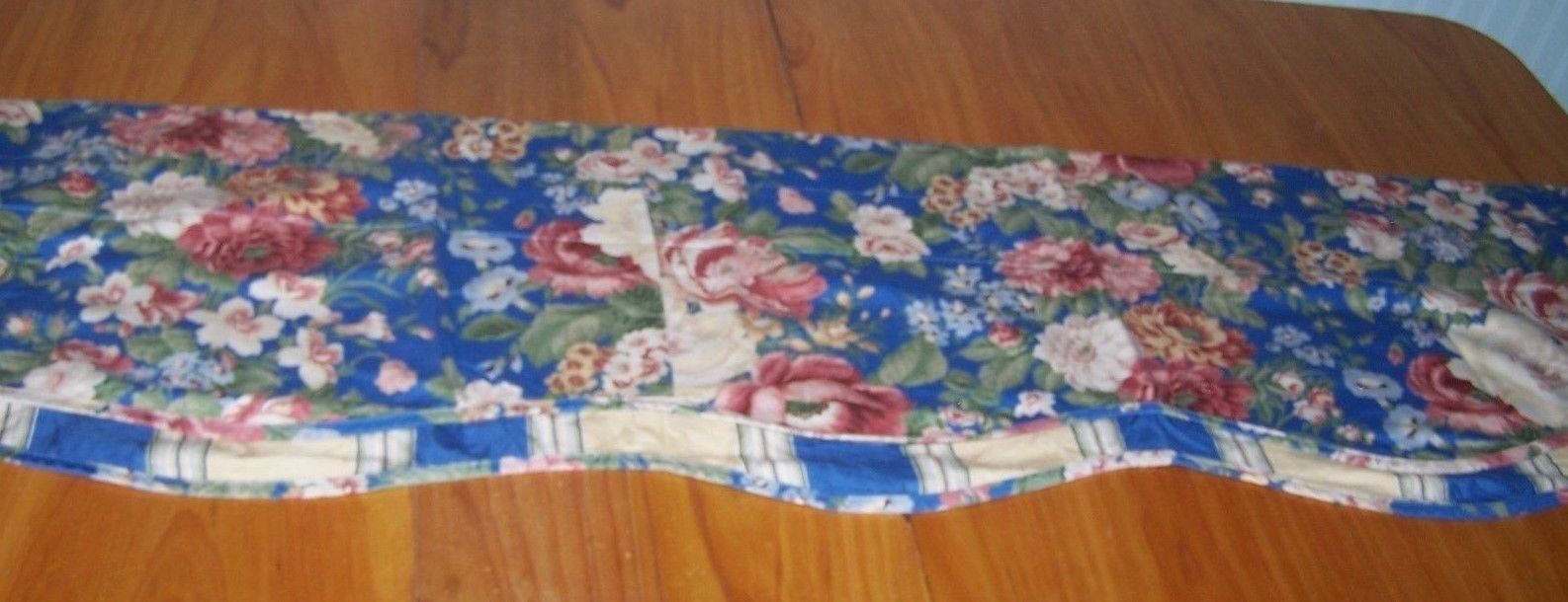 Double Layered 100% Cotton Floral/Striped WAVERLY Valance~ 16