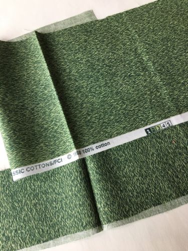 Green Grass Design Cotton Quilt Fabric Scraps 1998