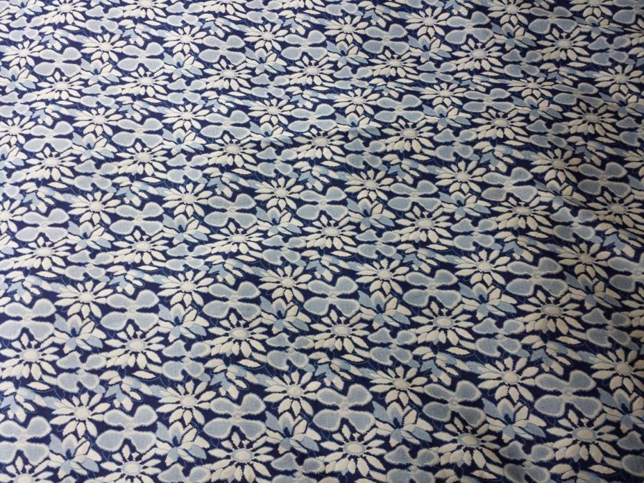 Fabric 65 x 63 Knit Floral Vtg Polyester Flower Blue White Hippie Medium Weight