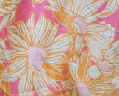 Vintage craft fabric flowers pink background 61