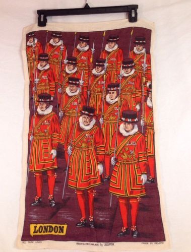 LONDON BEEFEATER PARADE By Ulster Made In Ireland All Pure Linen Decor