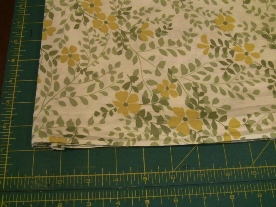 Vintage Fabric Yardage Cotton Floral circa 1960s/1970s