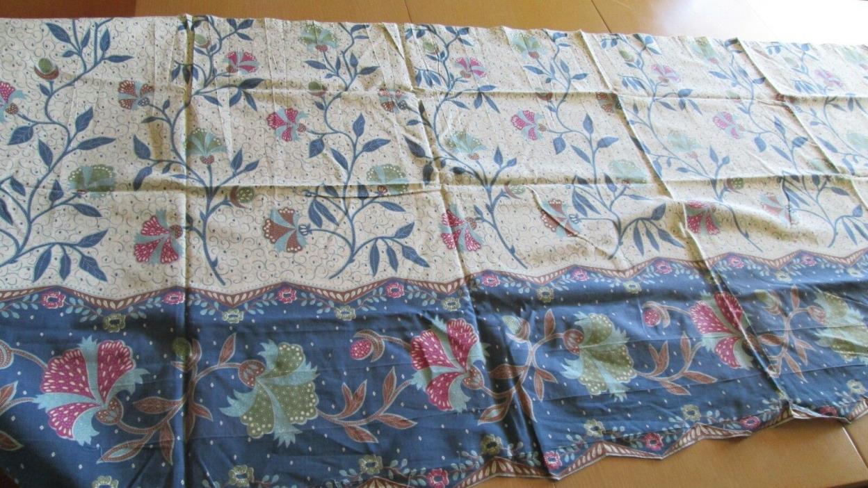 Vintage Fabric 3 yds  Skirt Curtain Scalloped Edge Floral