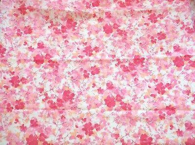 Vintage 60 's Retro Pink Peach Watercolor Floral Poly Crepe Fabric 45