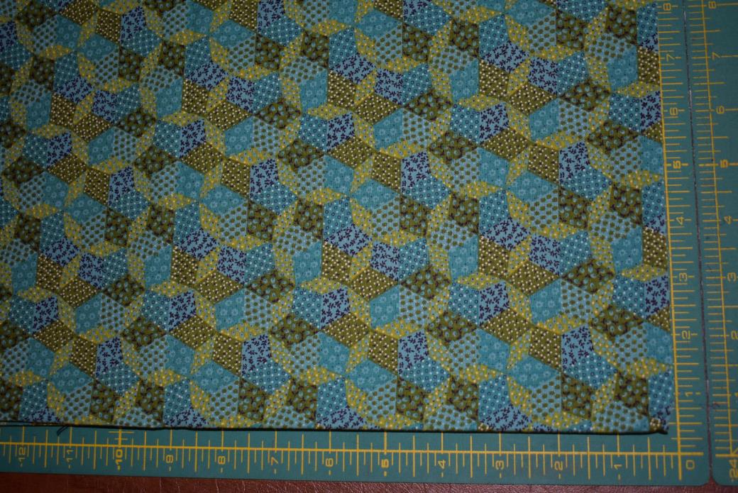 Vintage 1960s 1970s Cotton Quilt Print Fabric Yardage